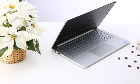 Portátil Xiaomi Mi Notebook Air 13 de 256GB, con procesador Core i5, por 683 euros con este cupón