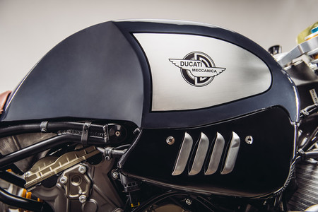 Ducati Panigale R Cafe Racer The Blue Shark 4