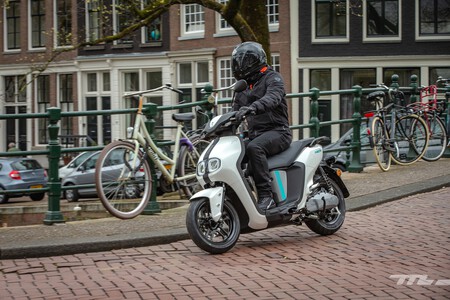 Yamaha Neos 2022 Prueba 002
