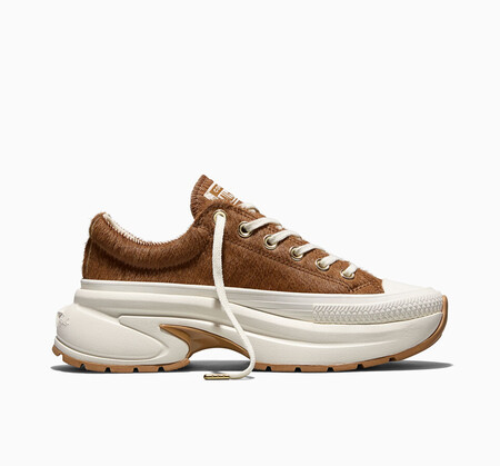 Nuevas Zapatillas Converse Septiembre Otono 2026 Tendencia Elegantes Piel Lujo Oficina Deportivas