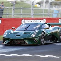 El Brabham BT62 logra el récord de vuelta en el circuito de Mount Panorama, en Bathurst... ¡y hay vídeo!