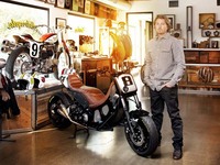Yamaha T-Max 530 Hyper Modified por Roland Sands