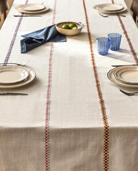 MANTEL ALGODÓN BORDADOS MULTICOLOR