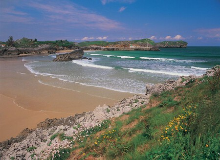 Viajes Escapadas Turismo Pueblos Bonitos Espana Asturias Playa Costa Buena Comida Destinos Famosas Carmen Lomana