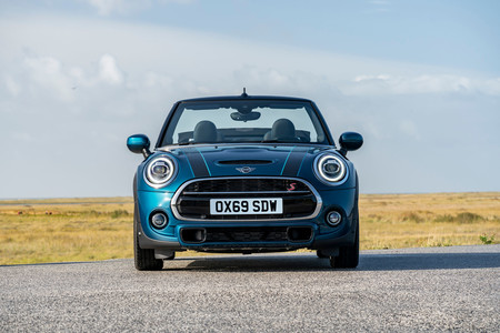 Mini Convertible Sidewalk 4