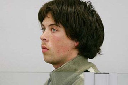 El juez permite fotografiar al joven condenado por publicar fotos de su "ex" desnuda en Facebook