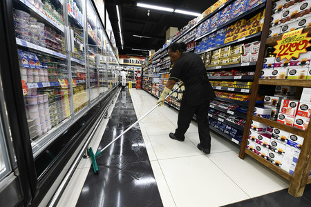 El BCE estudia flexibilizar el objetivo de inflación para prepararse ante la próxima recesión