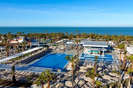 resorts-familia-verano