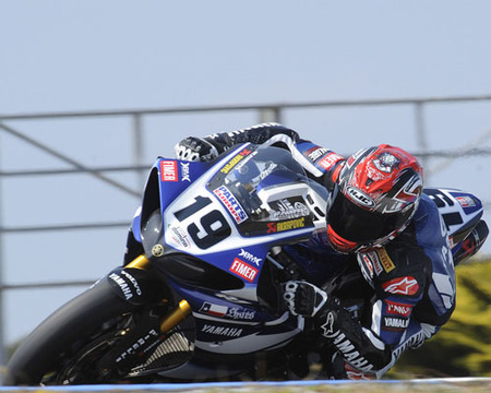 Ben Spies de nuevo hace la pole position