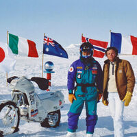 Hace 47 años un japonés intentó subir el Everest en moto. Acabó siendo uno de los mitos ruteros más grandes que han existido