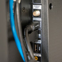 Los cables HDMI escondían un problema de seguridad desde hace años. La IA ha conseguido hacerlo mucho más peligroso 