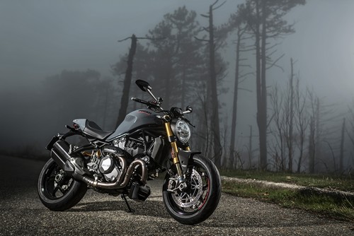 Un mito que mira a sus orígenes: Ducati Monster 1200, aún más Monster
