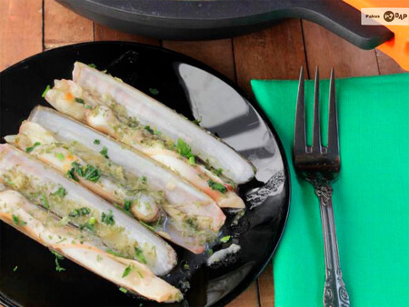 Receta de navajas en salsa para el aperitivo