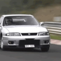 Mira lo díficil que es destrozar el crono en el Nürburgring con un Nissan Skyline GT-R R33 V-Spec