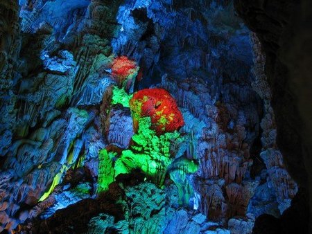 La Cueva de la Flauta de Caña: la Capilla Sixtina natural