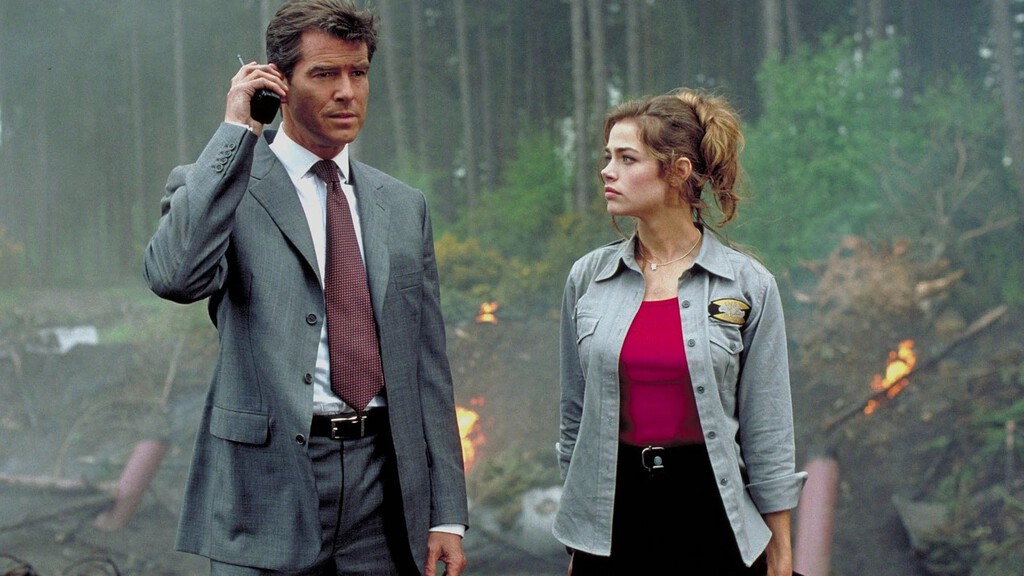 Pierce Brosnan sobre la llamada que acabó con su adiós a la saga James Bond: "Me dejaron tirado en la cuneta"