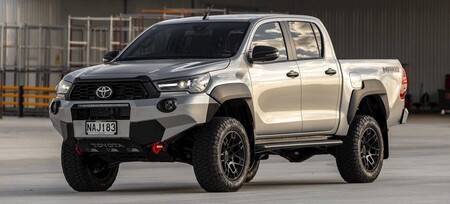 Toyota Hilux Mako irrumpe en escena para darle un buen dolor de cabeza a la Ford Ranger Raptor