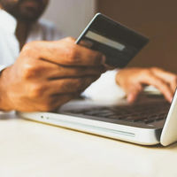 Limitar las compras por Internet a los productos de primera necesidad para salvar al comercio tradicional