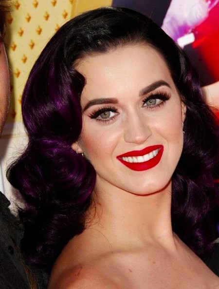 Katy Perry demandada por impopular... ¡y con estos pelos!