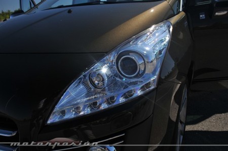 Peugeot 3008 HYbrid4