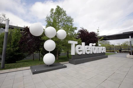 Telefónica lleva meses probando la semana de cuatro días. Ha ido tan bien que la extiende a toda la plantilla