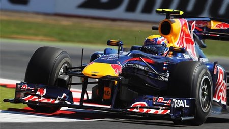 GP de Gran Bretaña 2010: Mark Webber toma el relevo por Red Bull y marca el mejor tiempo