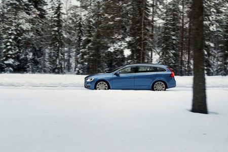 La familia Volvo se sigue actualizando y esta vez le tocará el turno al nuevo V60 que se presentará en Ginebra