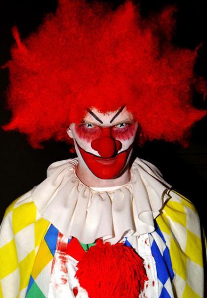 De médico precoz a payaso siniestro