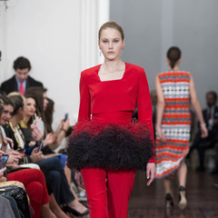 Foto 25 de 37 de la galería jorge-acuna-otono-invierno-2017 en Trendencias