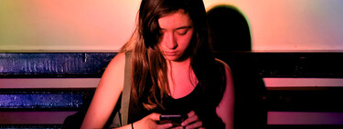 Cómo frenar la entrada a las redes sociales a los menores de 16 en una época en la que la IA puede cambiarte la cara para parecer un adulto 