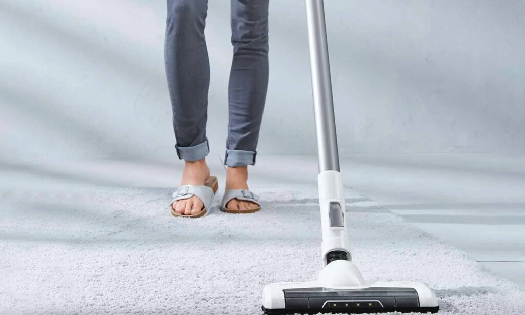 La aspiradora sin cables potente y barata más vendida de Lidl baja a precio de Outlet para que te olvides de comprar una Dyson 