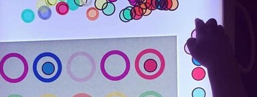 Mesas de luz Montessori: cuáles son los beneficios para el desarrollo de los niños de esta divertida actividad