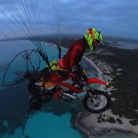 Ni Silicon Valley ni Japón. La primera moto voladora del mundo la ha hecho un español a base de ensayo y error, y pretende volar de Mallorca a Ibiza sin repostar