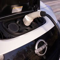 Por si algo le faltaba a Nissan, en EE.UU. retiran más de 19,000 LEAF por riesgo de incendio durante la carga rápida 