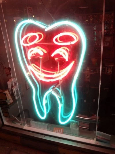 Descuentos en la Clínica dental Magallanes (Madrid) si estamos en situación de desempleo