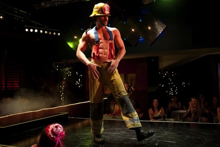 Joe Manganiello de stripper: si lo tuyo es pecado, yo voy derecha al infierno