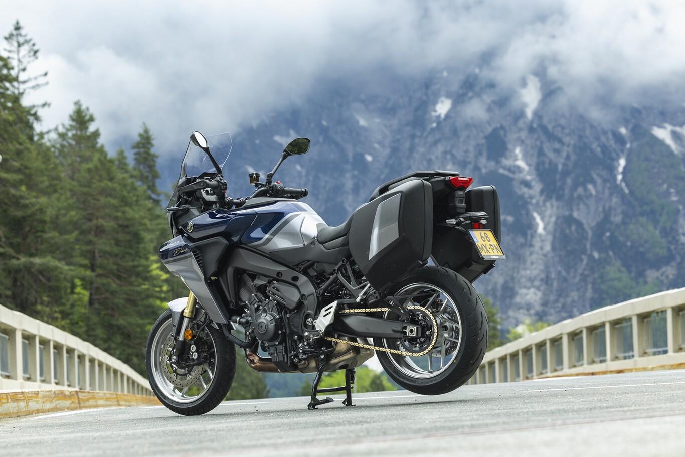 Probamos la Yamaha Tracer 9 GT+: el truco japonés para viajar mejor en ...