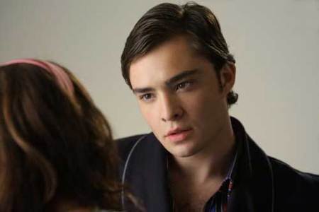 Que Chuck Bass en Gossip Girl pueda ser gay, está creando polémica