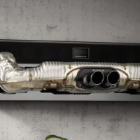 Porsche lanza una barra de sonido de más de $200,000 pesos fabricada con el escape de un 911 GT3