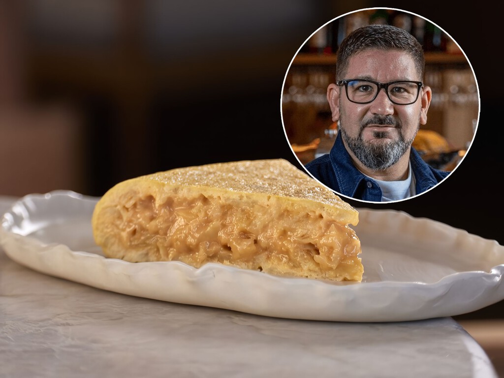 Dani García hace la tortilla de patatas sin cebolla. Prefiere meterle mayonesa