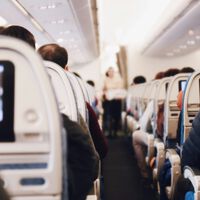 Las aerolíneas europeas están aprovechando la crisis de Irán para acelerar algo viejo: complicarte aún más el viaje