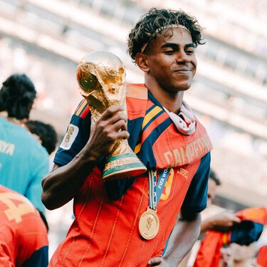 Lamine Yamal, campeón del mundo: “No tuve la mejor infancia, pero mi madre siempre hacía que no viera nada malo” 