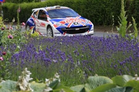 Kris Meeke mantiene su racha de victorias en el rally de Ypres