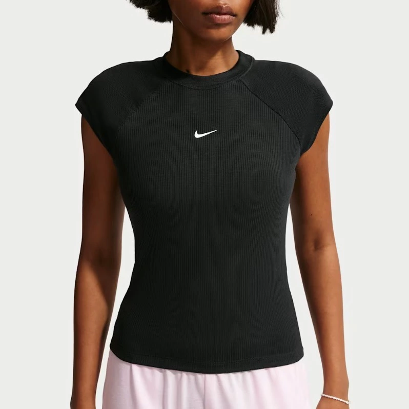 Nike Sportswear Chill Knit Camiseta ceñida de manga corta - Mujer