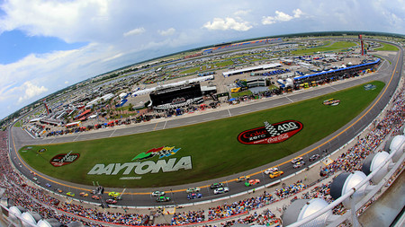 Todo preparado para las primeras 24 Horas de Daytona de Fernando Alonso. Llega el Roar Before