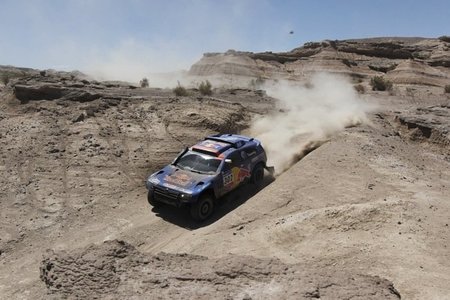 Dakar 2011: Chilecito – San Juan: Carlos Sainz fuera de la lucha, Al-Attiyah suma y sigue