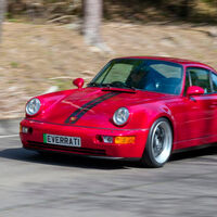 El Porsche 911 (964) resucita como deportivo eléctrico con este restomod de más de 500 CV, aunque no es barato