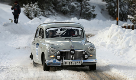 El SEAT 1400 de rally vuelve 65 años después a surcar los tramos del Rally Monte-Carlo Histórico 2020