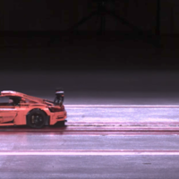 La prueba de choque más brutal es para un Porsche 911 GT3 RS... de LEGO
