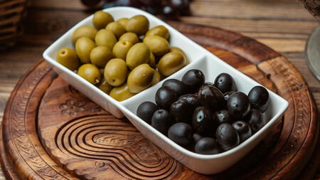 Si tienes huesos de aceituna, tienes un tesoro: 5 maneras de reutilizarlos en el hogar